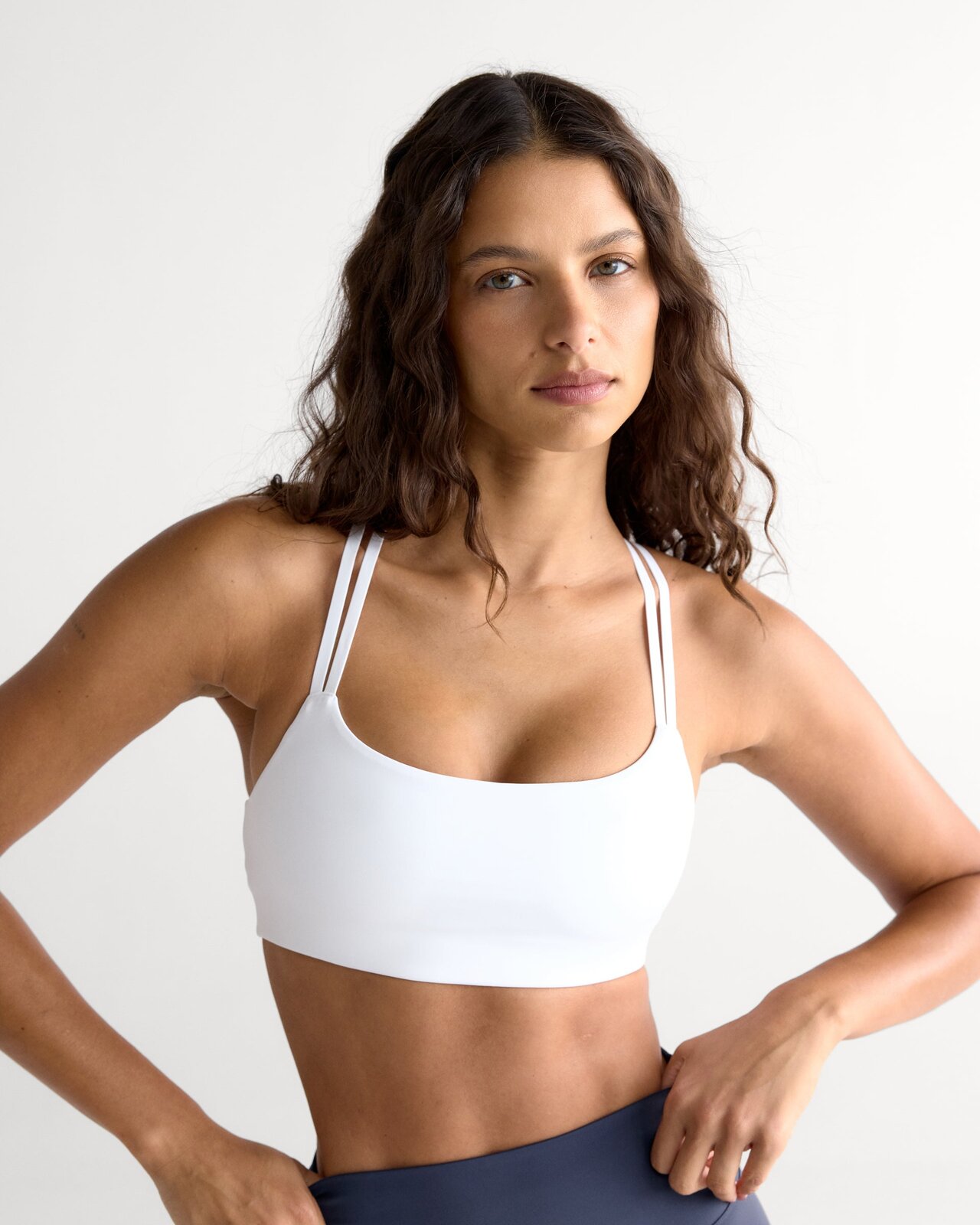 Топ спортивный Adanola Ultimate Cross Back