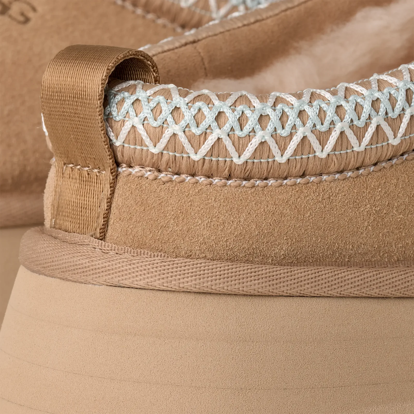 Тапочки UGG Tazz Sand