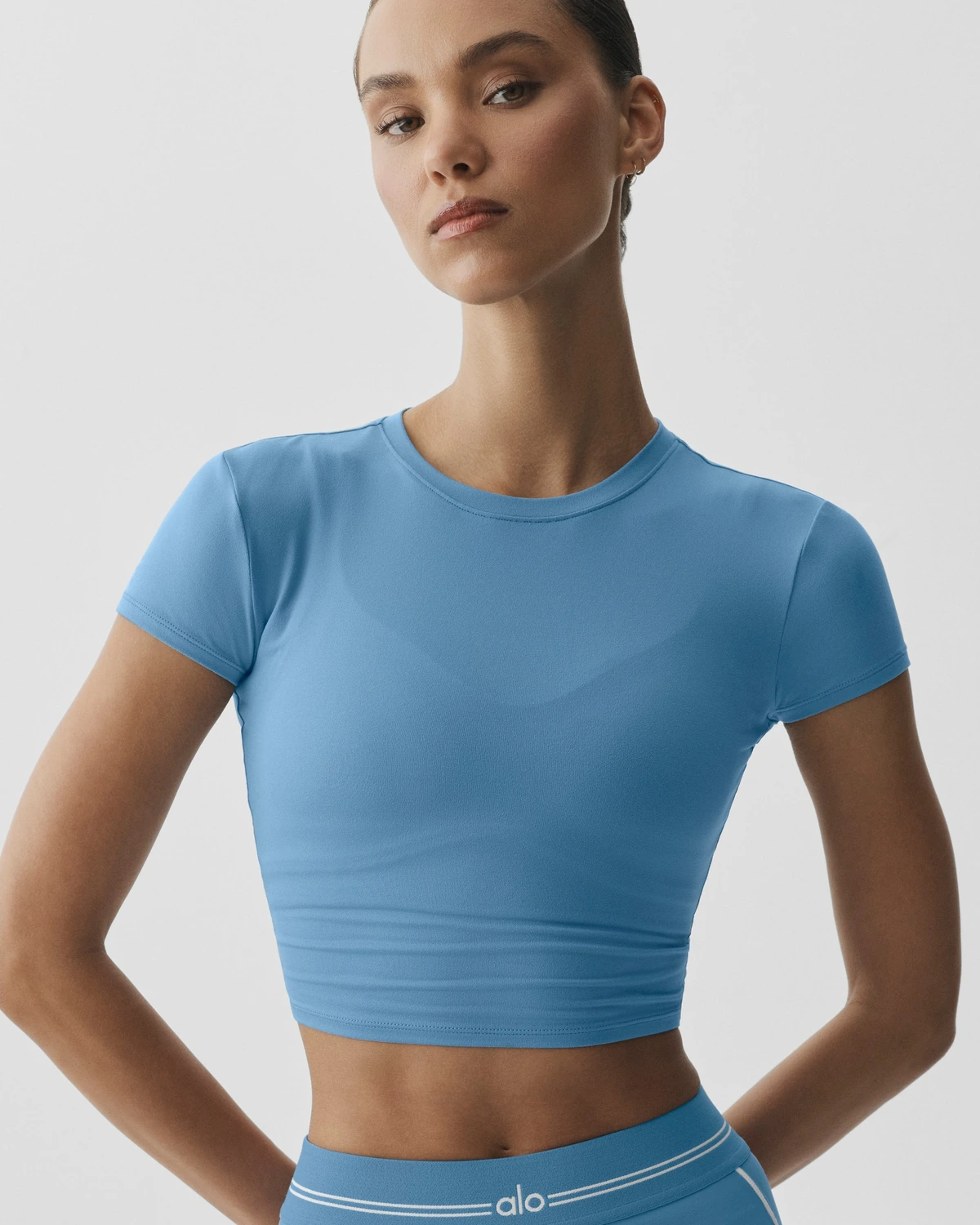 Футболка ALO YOGA Alosoft Crop Finesse