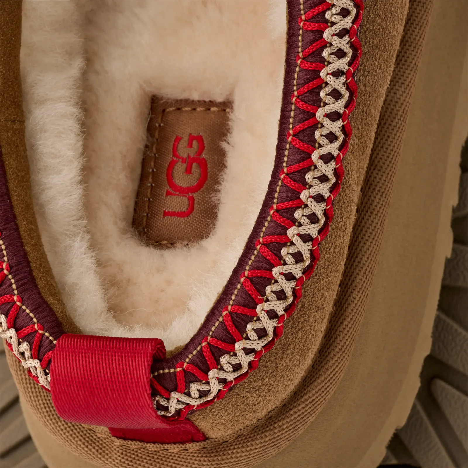 Тапочки UGG Tazz Chestnut